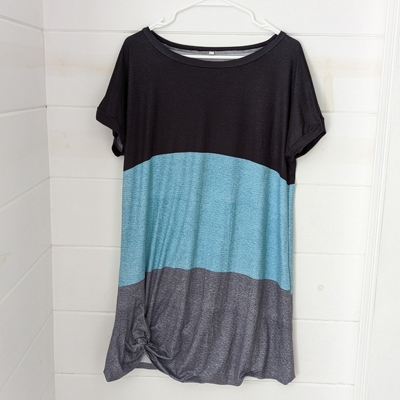 Green and Black color block twist hem shift dress - Picture 1 of 3